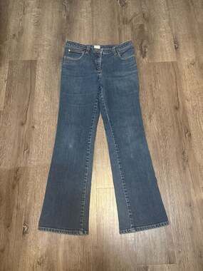 Armani Collezioni Women's Vintage Medium Wash Flare Bootcut Size 6 Denim Jeans